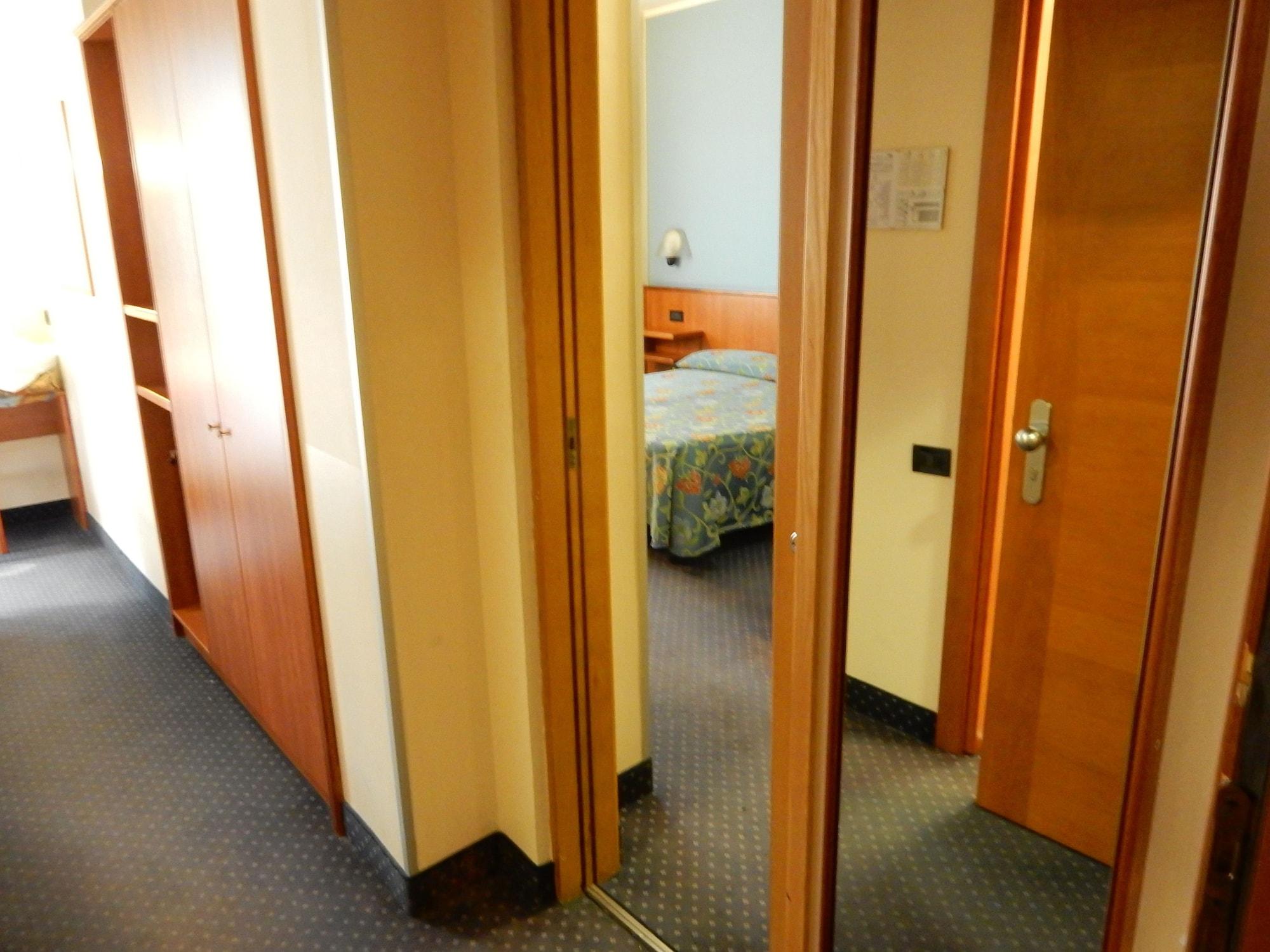 B&B Hotel Torino President Esterno foto