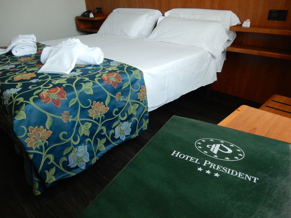 B&B Hotel Torino President Esterno foto